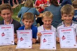 Neudorfer-Fußballer laufen, laufen und laufen ....