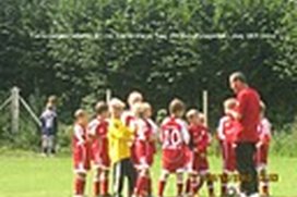 Über 130 Jugendkicker schnürten die Fußballschuhe