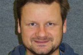 Hallo ich bin der Neue und ich heiße Jens !