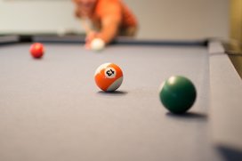 Pool - billard, Photo by Matthew Guay on Unsplash, CCO
